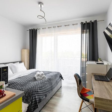 P&O Serviced Apartments - Dionizosa Warszawa Zewnętrze zdjęcie