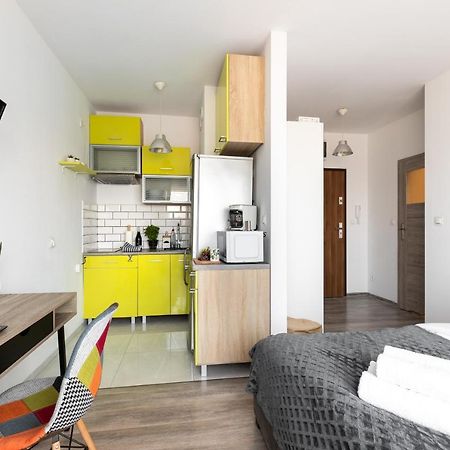 P&O Serviced Apartments - Dionizosa Warszawa Zewnętrze zdjęcie